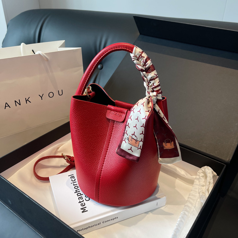 Luxury Bags For Sale - Kırmızı PU Kova Omuz ve Crossbody