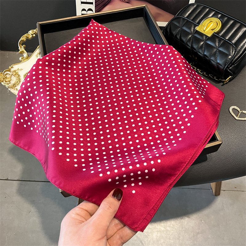 Lüks yeni baskılı atkılar kadı - Luxury Bags Casual incelemesi ve fiyatı