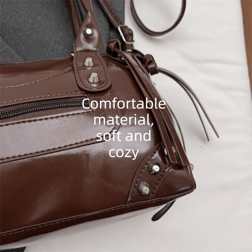 Moda Perçinli Yastık Çanta Pat - Top Handle Patent Bag incelemesi ve fiyatı