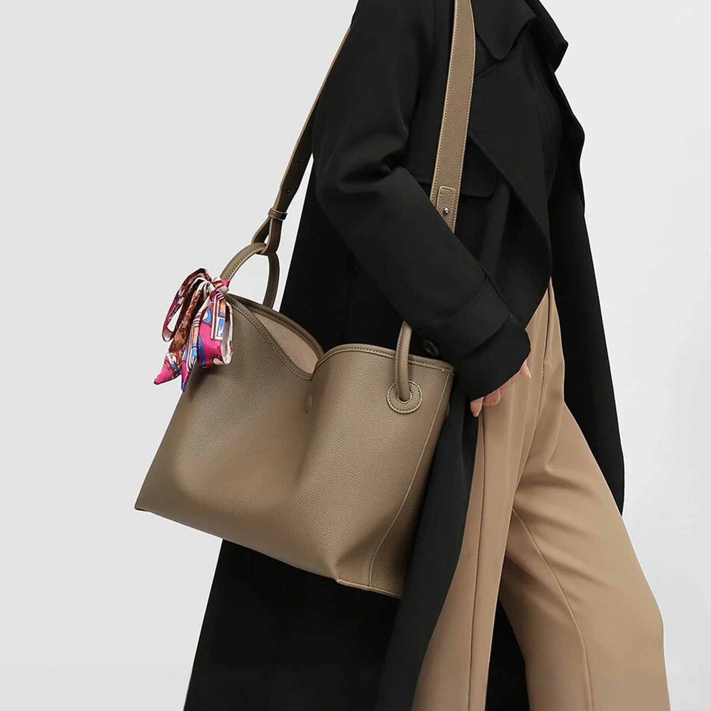 Hafif Lüks, Üst Düzey Kadın Ça - Luxury Bags incelemesi ve fiyatı