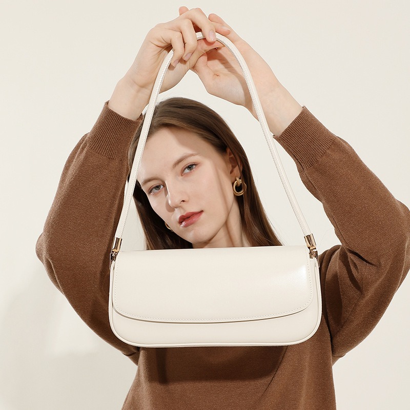 Kadınlar için Minimalist Günlü - Luxury Bags Everyday incelemesi ve fiyatı